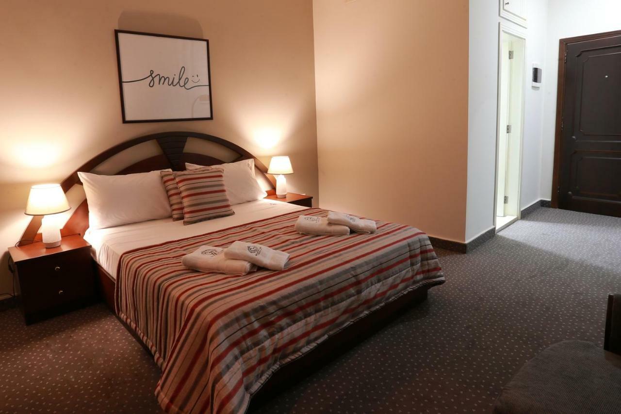 Nine Seven Hotel Adma wa Dafneh Kültér fotó