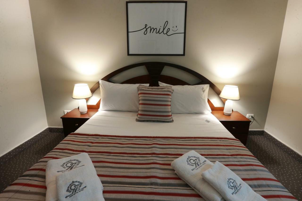 Nine Seven Hotel Adma wa Dafneh Kültér fotó