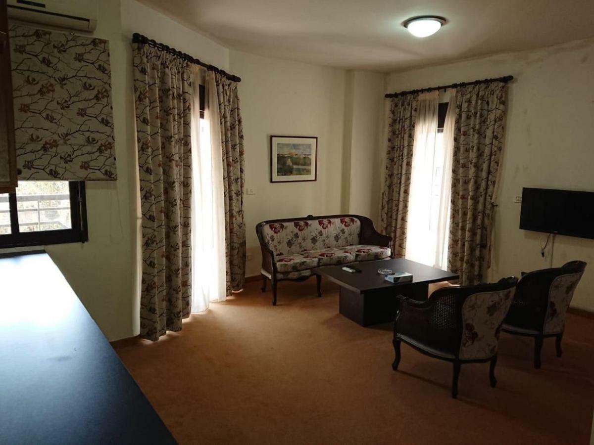 Nine Seven Hotel Adma wa Dafneh Kültér fotó